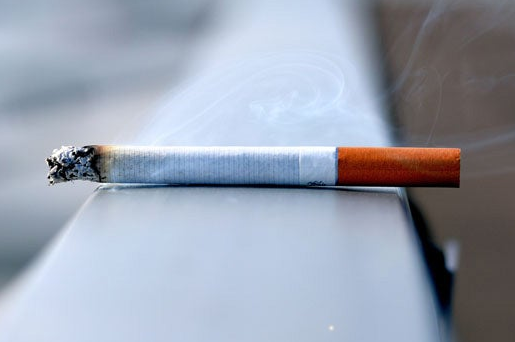 吸烟导致了约四分之一的人死于癌症