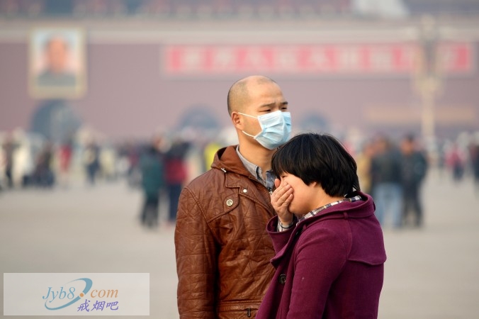 在中国吸烟和雾霾一样要命